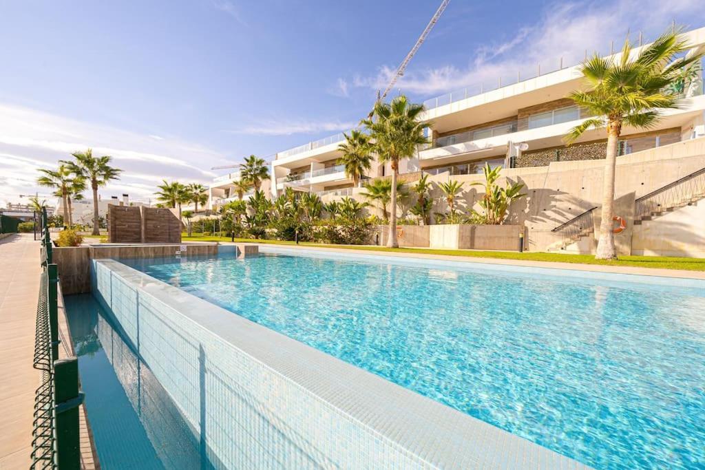 Precioso Y Luminoso En Benidorm Apartment